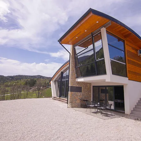 Golf Forest Creek דירה